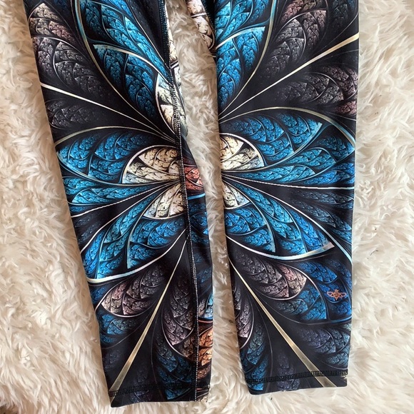 Bewildher Canadian Brand Yoga Sustainable Yoga - Picture 5 of 6